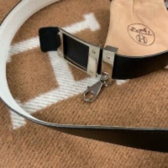 Authentic Hermes black and white Belt w/ keychain